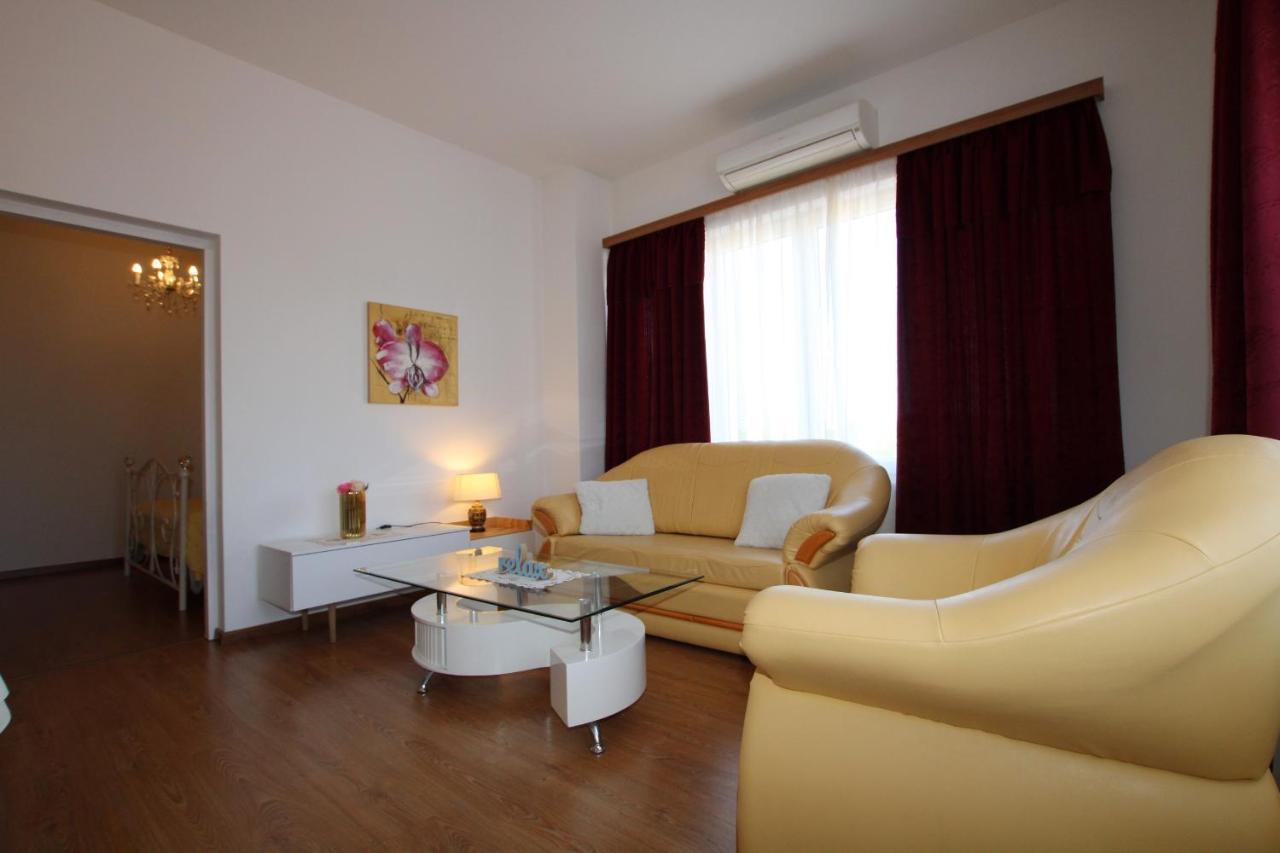 Apartments Markus Porec Exterior photo
